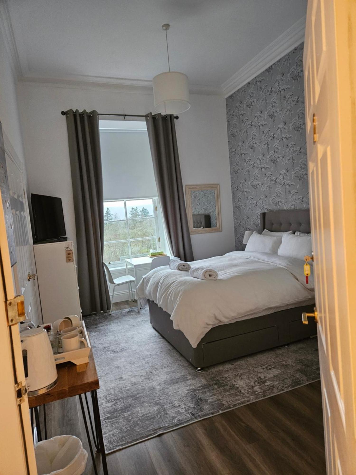 Langhouse Castle Bed And Breakfast Inverkip Exteriér fotografie